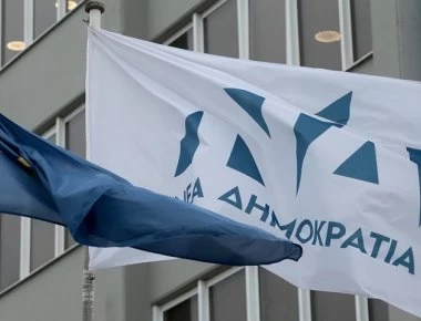 ΝΔ για exit poll: «Ιστορική νίκη που δημιουργεί προσδοκίες και την πιστώνεται ο Μητσοτάκης»